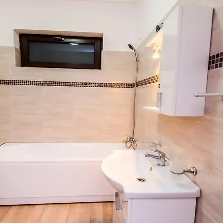 Garsoniera Adrian Militari Apartment Bukarest